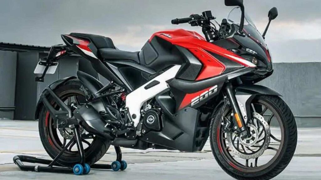 New Bajaj Pulsar RS 200 Suspension And Brakes